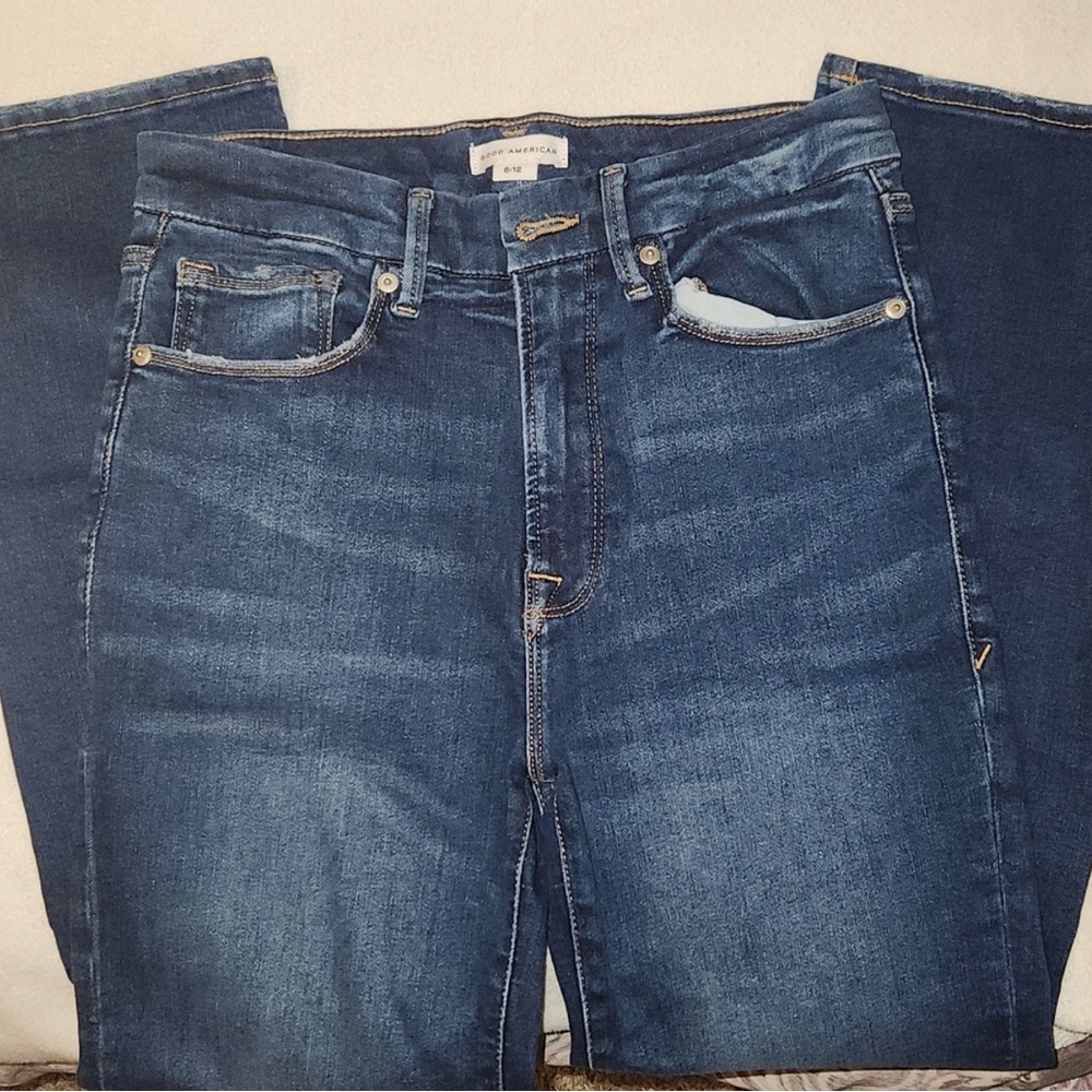 Good American Always Fits straight leg jeans